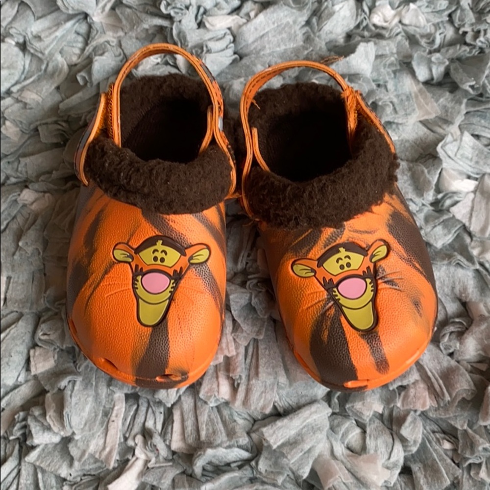 Kids Tigger 🐯 croc-style shoes/mules